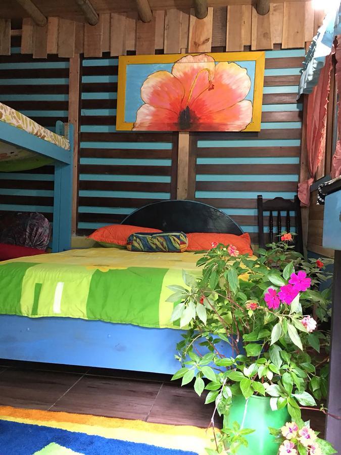 Wood House Hostel La Fortuna Dış mekan fotoğraf