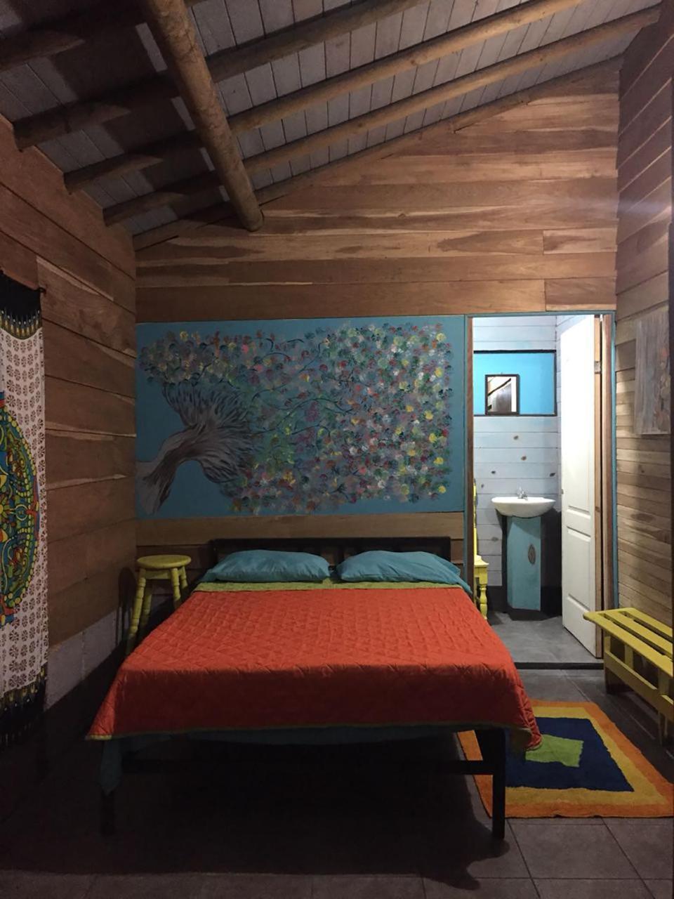 Wood House Hostel La Fortuna Dış mekan fotoğraf